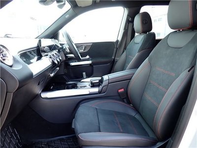 صورة مصغرة 14 لـ 2023 Mercedes-BENZ GLB