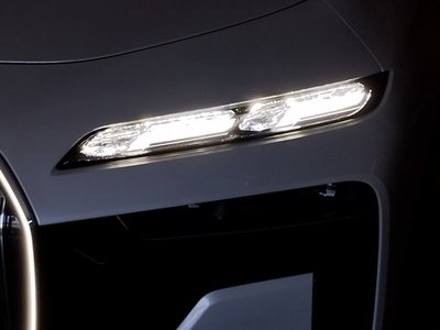 2025 BMW I7 — миниатюра 14