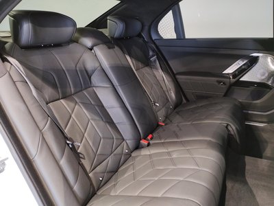 2025 BMW I7 — миниатюра 38