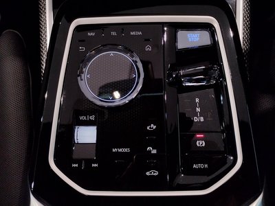 2025 BMW I7 — миниатюра 56
