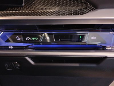 2025 BMW I7 — миниатюра 55