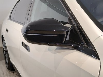 2025 BMW I7 — миниатюра 23