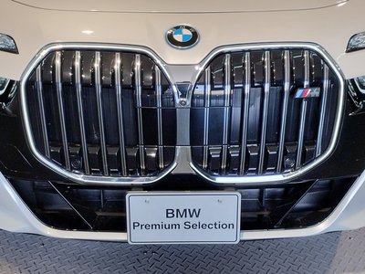 2025 BMW I7 — миниатюра 17