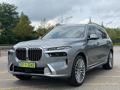 صورة 1 لـ 2025 BMW X7