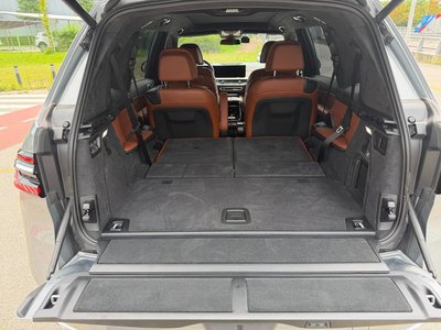 2025 BMW X7 thumbnail 20
