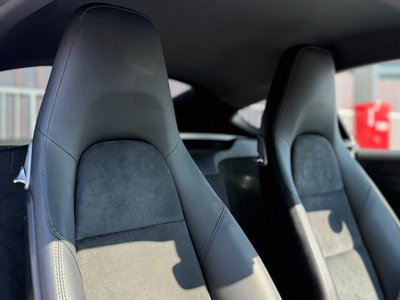 PORSCHE 718 CAYMAN PDK - 7