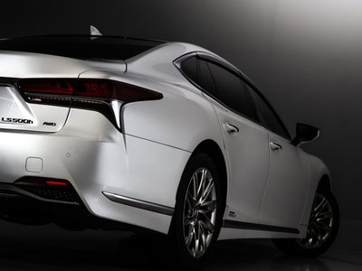 صورة 30 لـ 2018 Lexus LS