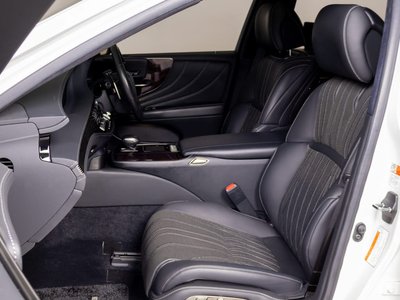 صورة 41 لـ 2018 Lexus LS
