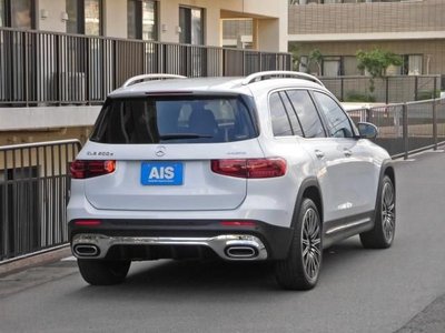 MERCEDES-BENZ GLB - 2