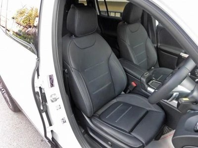 MERCEDES-BENZ GLB - 6