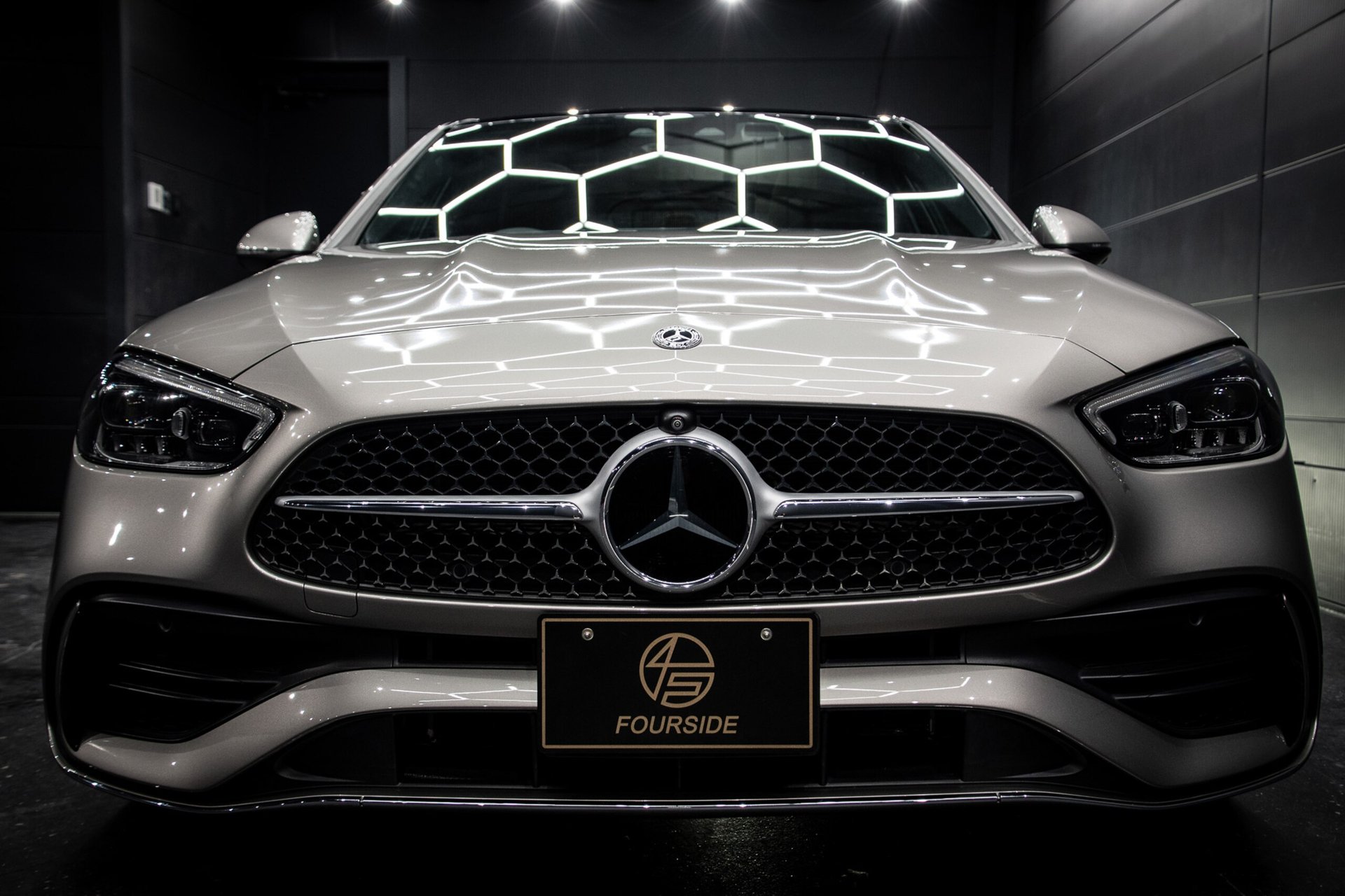 MERCEDES-BENZ C-CLASS - View 1