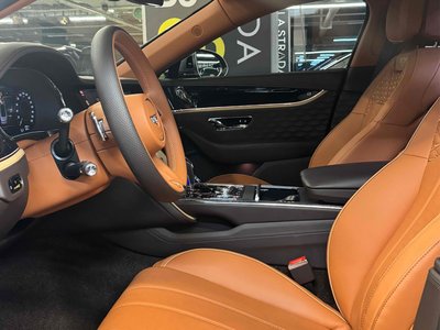 2025 Bentley FLYING SPUR — миниатюра 11
