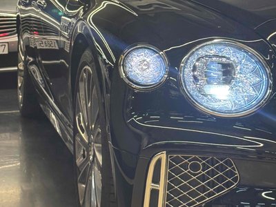 2025 Bentley FLYING SPUR — фото 4