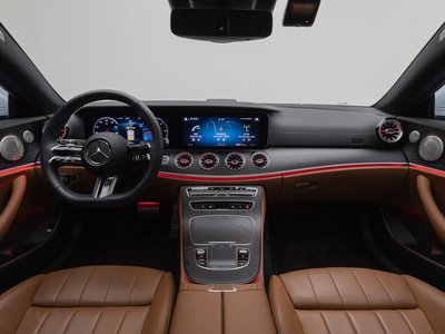 MERCEDES-BENZ E-CLASS - 5