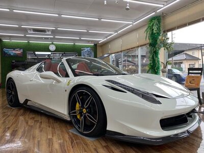 FERRARI 458 SPIDER