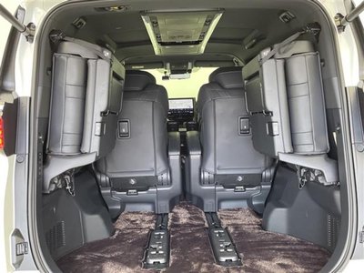 صورة مصغرة 36 لـ 2023 Toyota ALPHARD