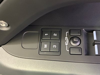 2024 LAND Rover DEFENDER 缩略图 30