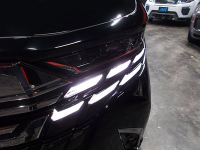 2024 Toyota ALPHARD — фото 9