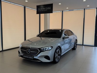 MERCEDES-BENZ E-CLASS - 1