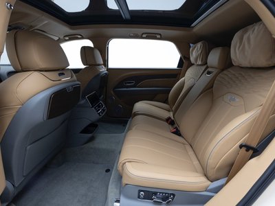 2025 Bentley BENTAYGA — миниатюра 12