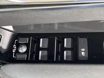 2024 LAND Rover RANGE ROVER VELAR 缩略图 57