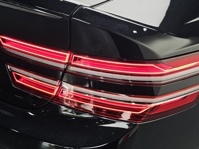صورة 10 لـ 2022 Genesis ELECTRIFIED G80 (RG3)