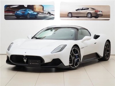 MASERATI MC20 - 4