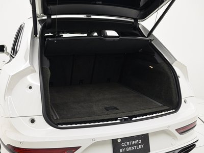 BENTLEY BENTAYGA - 7