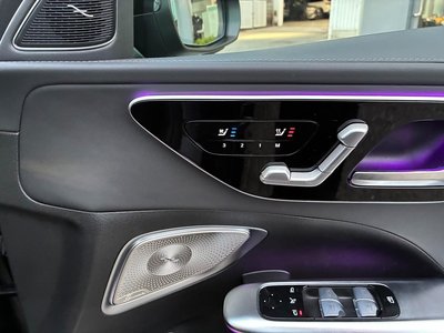 2025 Mercedes-BENZ C-CLASS AMG — миниатюра 30