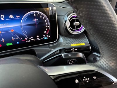 2025 Mercedes-BENZ C-CLASS AMG — миниатюра 25
