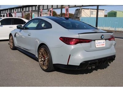 2025 BMW BMW M4 照片 2