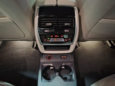 2026 BMW X7 — миниатюра 17