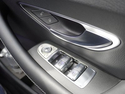 2020 Mercedes-BENZ E-CLASS 缩略图 38