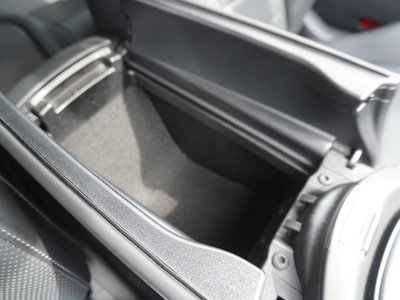 2020 Mercedes-BENZ E-CLASS 缩略图 30