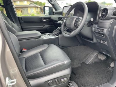 TOYOTA LAND CRUISER 250 - 9