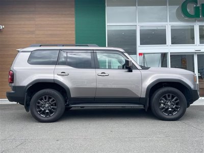 TOYOTA LAND CRUISER 250 - 7