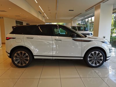 2025 LAND Rover RANGE ROVER EVOQUE — миниатюра 25