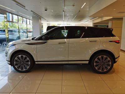 2025 LAND Rover RANGE ROVER EVOQUE — миниатюра 24