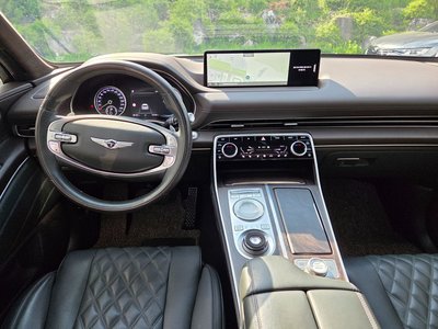 GENESIS GV80 - 8