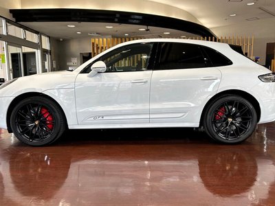 PORSCHE MACAN - 7