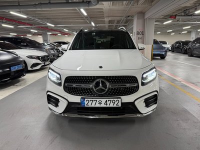 MERCEDES-BENZ GLB - 1