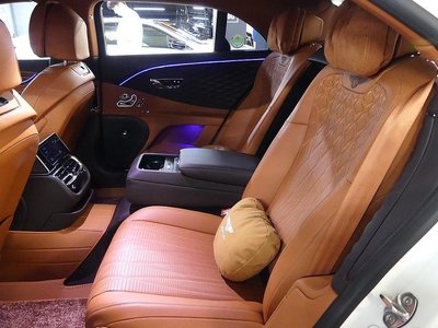 BENTLEY FLYING SPUR - 10