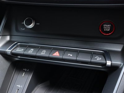 2021 AUDI RS Q3 SPORTBACK — миниатюра 36