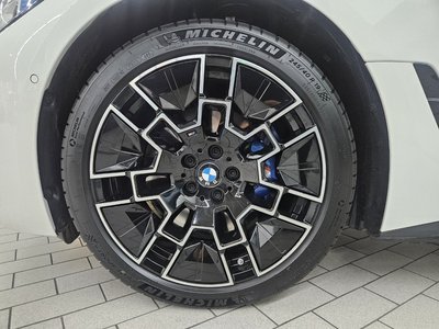 BMW I4 - 6