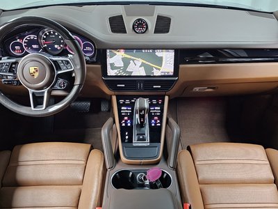 PORSCHE CAYENNE - 5