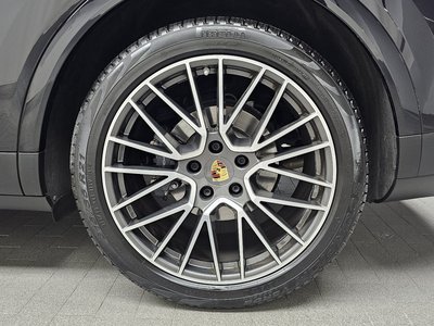 PORSCHE CAYENNE - 8