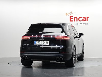 PORSCHE CAYENNE - 3