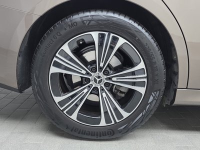 MERCEDES-BENZ E-CLASS - 6