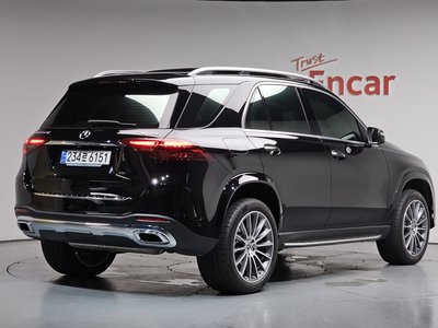 2025 Mercedes-BENZ GLE — фото 3