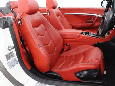 2012 Maserati GRANCABRIO — миниатюра 17